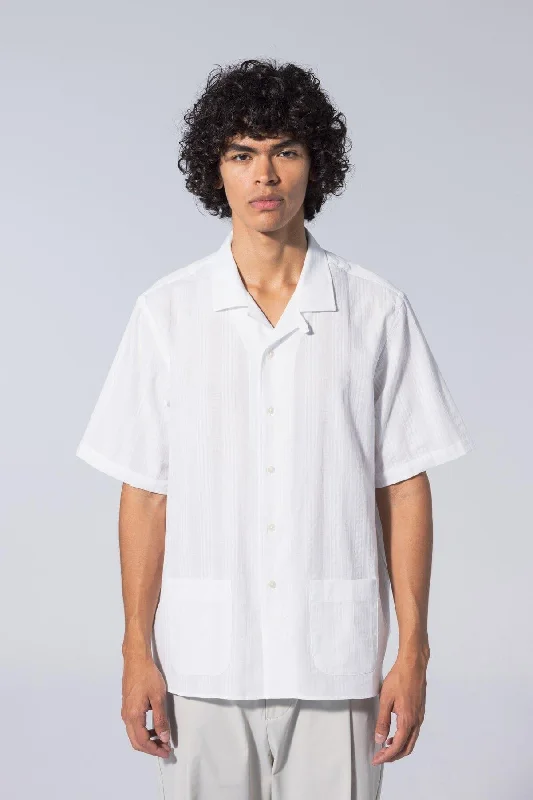 Unfeigned - Short Sleeve Shirt S1 Maui - White Vacation Vacation