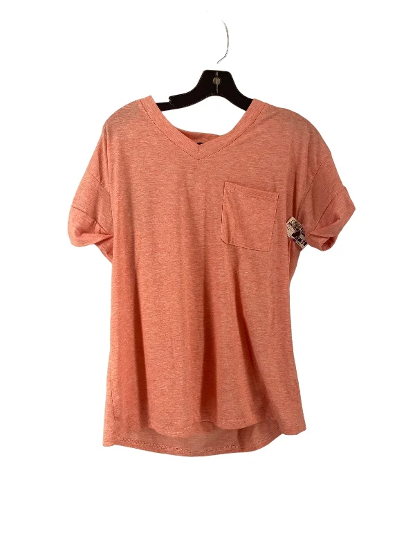 Top Short Sleeve Basic By Clothes Mentor  Size: M Stylish Men's Neon