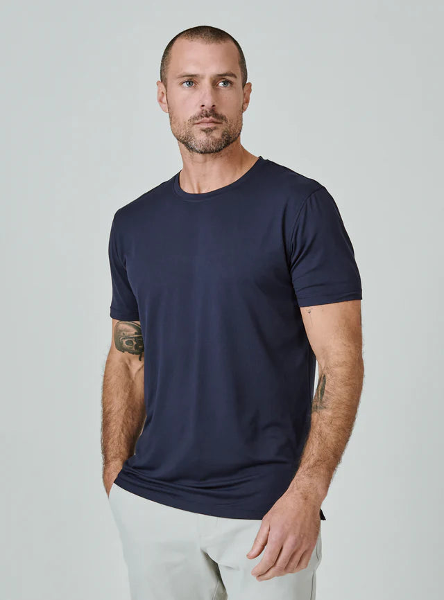 SS CREW NECK TEE - NAVY Sporty Men's Athleisure 