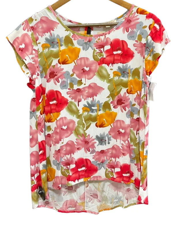 Top Short Sleeve By Clothes Mentor  Size: S Beach